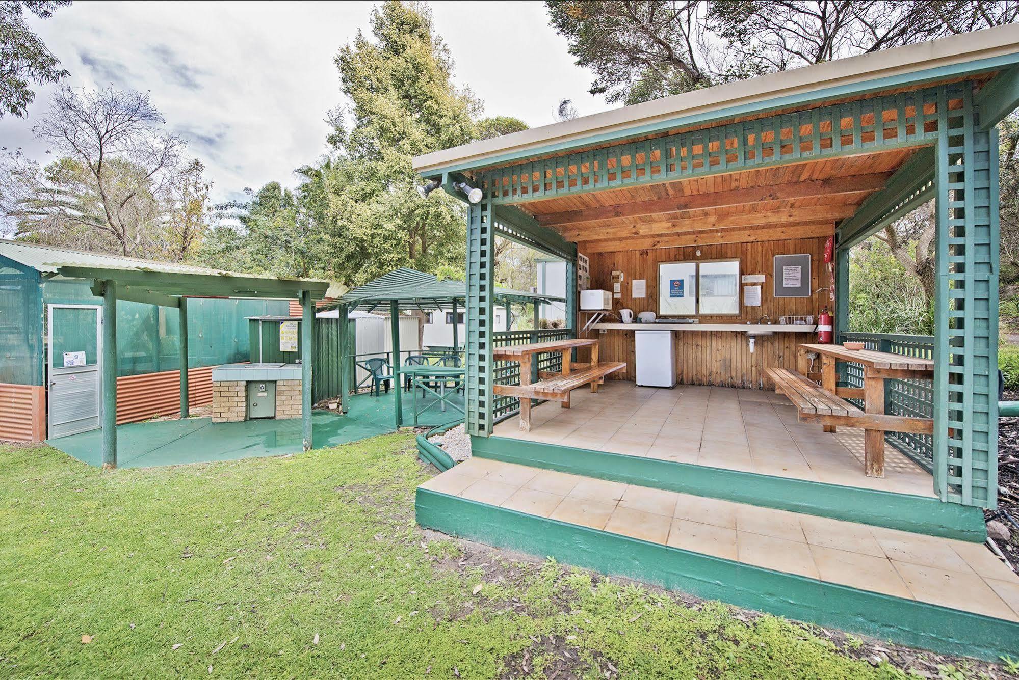 Acclaim Pine Grove Holiday Park Esperance Eksteriør billede